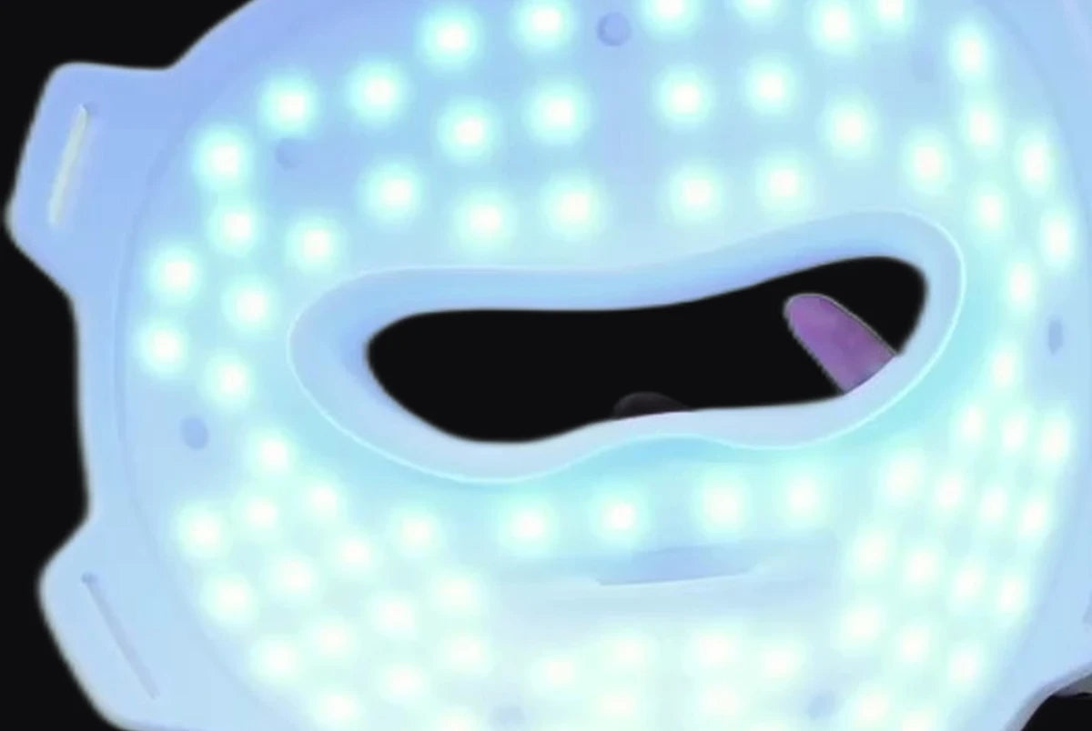 The mask worn with blue and red light running together.