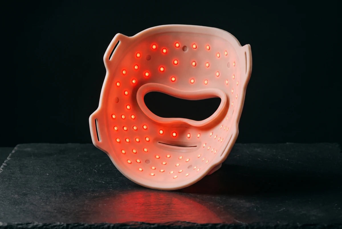 The Sorisse Mask glowing red