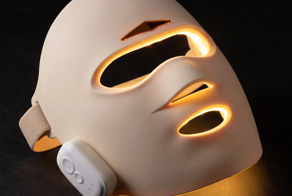 The mask worn with yellow light.